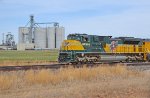 UP 1995 and UP 3074 pulling their train out of the Scoular plant